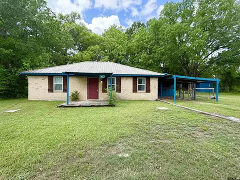 743 N Moody, Oakwood, TX 75855