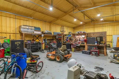 717 Vz County Road 1803, Grand Saline, TX 75140