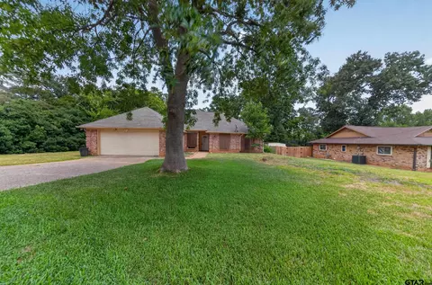 9314 Londonderry, Tyler, TX 75703