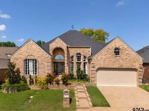 7149 Holly Square Ct, Tyler, TX 75703