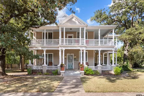 712 Lamar Ave, Crockett, TX 75835