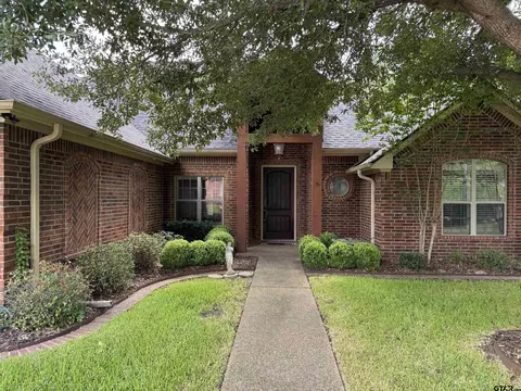 6526 Ashmore Ln, Tyler, TX 75703