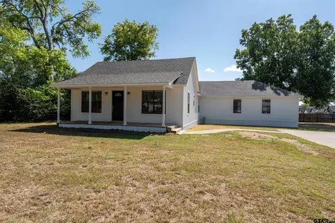 619 Martin St, Chandler, TX 75758