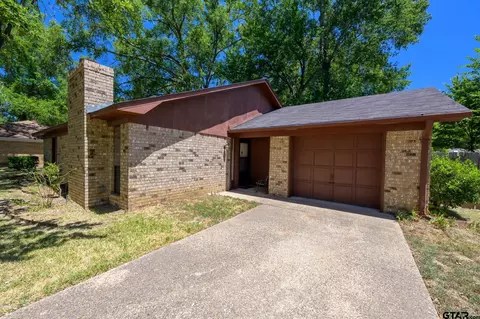 404 Hillcreek St, Whitehouse, TX 75791