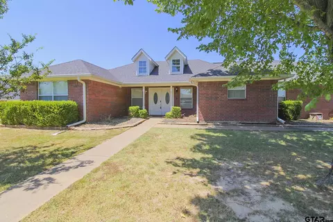 2707 Silver Spring Trl, Mount Pleasant, TX 75455