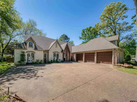 102 Dogwood Lakes Cr, Bullard, TX 75757