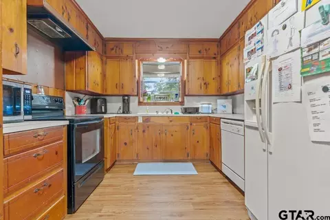 Kitchen - 1112 Pine St, Gilmer, TX 75644 photo 1 of 1