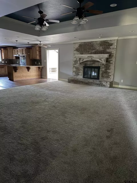 Living - 201 Piney Loop, Marshall, TX 75670 photo 1 of 5