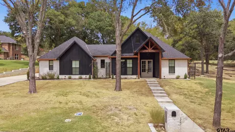 2110 Stanford, Jacksonville, TX 75766