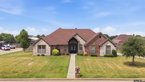295 Kwando Ln, Bullard, TX 75757