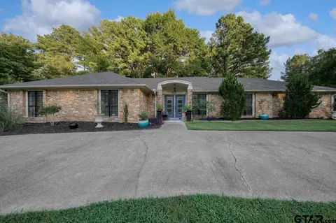 621 N Gate Dr, Hideaway, TX 75771