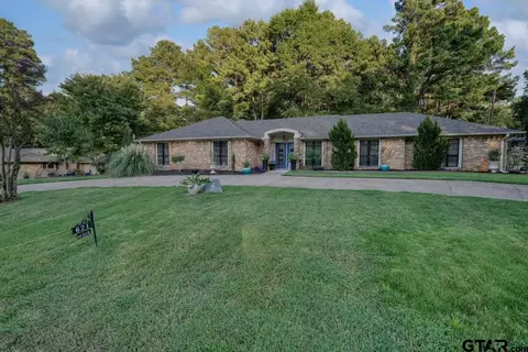 621 N Gate Dr, Hideaway, TX 75771