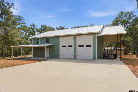 121 Whispering Pines Dr, Scroggins, TX 75480
