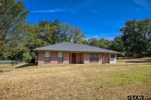 2299 Fm 2574, Palestine, TX 75803