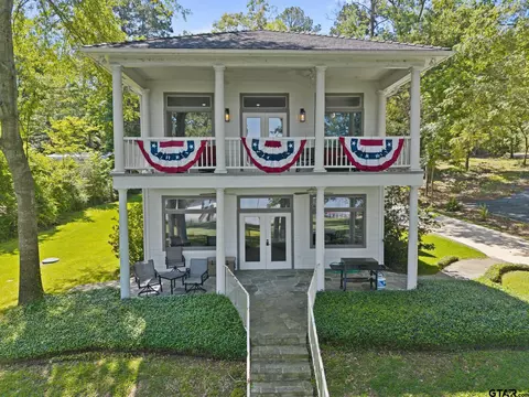 18630 Eastside Rd, Troup, TX 75789
