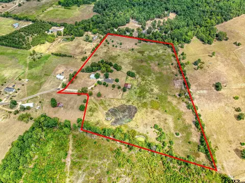 442 An County Road 1201, Elkhart, TX 75839