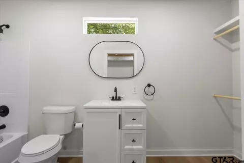Bath - 4125 Gallion Ave, Tyler, TX 75708 photo 1 of 3