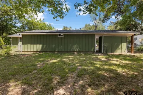 Exterior - 4125 Gallion Ave, Tyler, TX 75708 photo 4 of 5