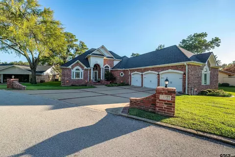 173 Fairway Dr, Bullard, TX 75757
