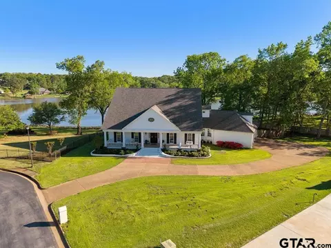 320 Hines Xing, Bullard, TX 75757