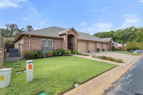 312 Amberwood, Tyler, TX 75701