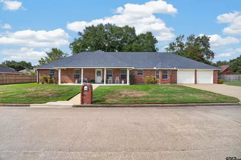 1307 Mary Lee Ln, Crockett, TX 75835
