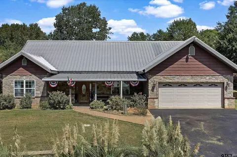 535 Oakwood Dr, Kilgore, TX 75662