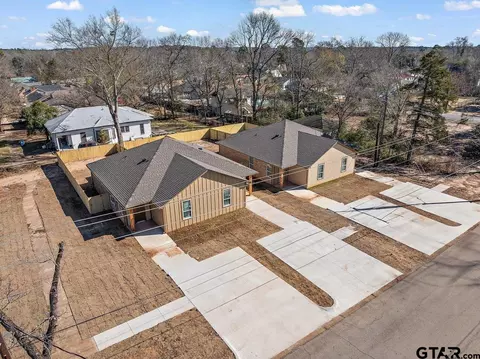 504 Neches St, Jacksonville, TX 75766