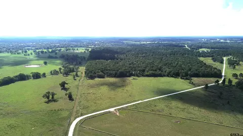 727 Buckhorn Creek Dr, Crockett, TX 75835