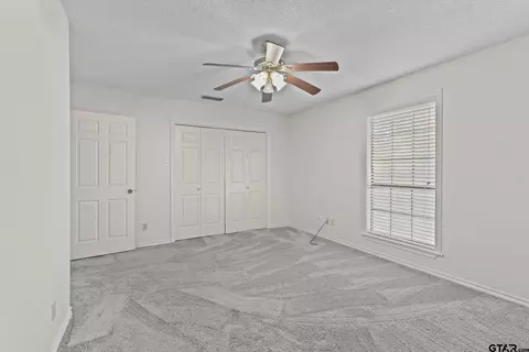 Bedroom - 1656 Pineview Ln, Hideaway, TX 75771 photo 4 of 4