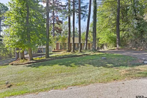 Exterior - 1656 Pineview Ln, Hideaway, TX 75771 photo 6 of 8