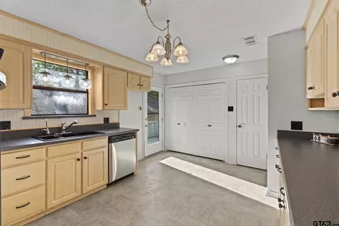Other - 1656 Pineview Ln, Hideaway, TX 75771 photo 3 of 8