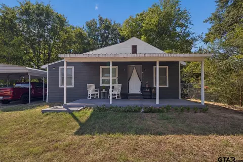 411 N Richardson St, Grand Saline, TX 75140