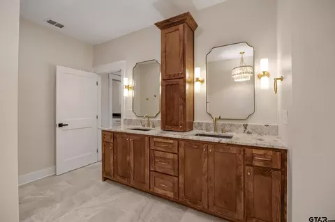 Bath - 15212 Maple Leaf Ct, Tyler, TX 75707 photo 1 of 4