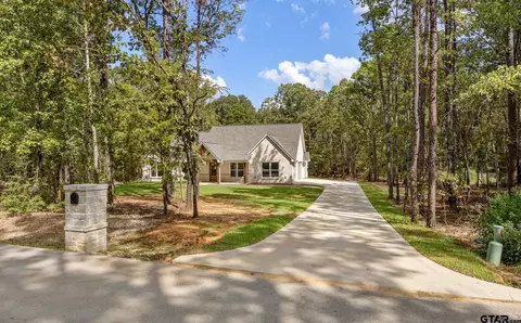 Exterior - 15212 Maple Leaf Ct, Tyler, TX 75707 photo 5 of 12
