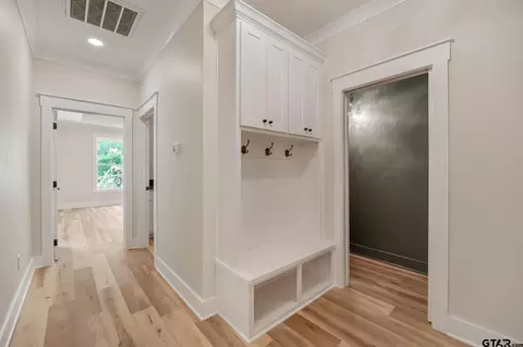 Entry Way - 15212 Maple Leaf Ct, Tyler, TX 75707 photo 4 of 4