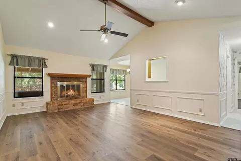 110 Wendy Dr, Whitehouse, TX 75791