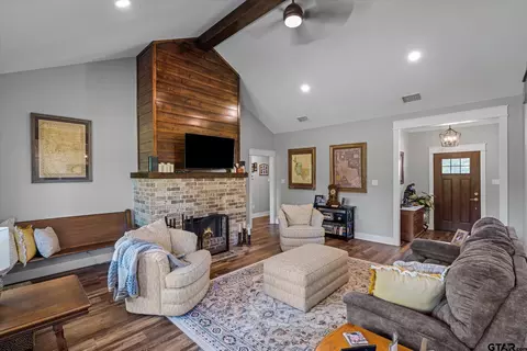 797 Oklahoma St, Van, TX 75790 photo 10