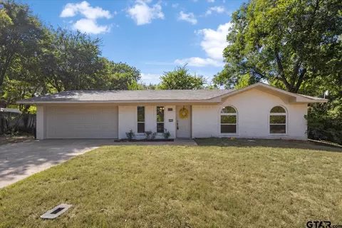1315 Debbie, Canton, TX 75103
