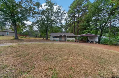 1618 Samples Rd, Kilgore, TX 75662