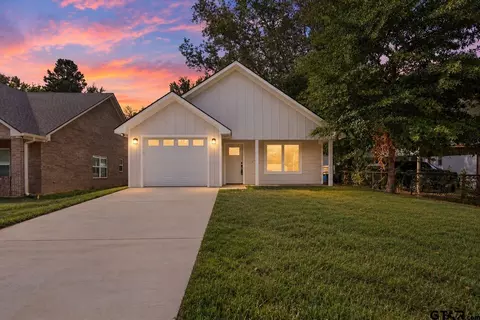 704 Spell St, Kilgore, TX 75662