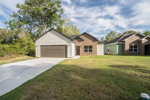 921 Putham St, Sulphur Springs, TX 75482