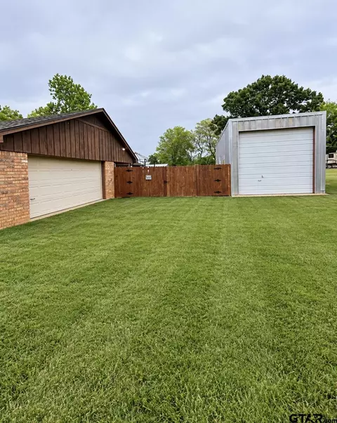 Other - 1006 Spring St, Longview, TX 75604 photo 2 of 9