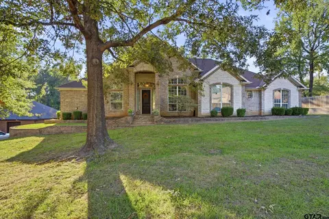 17190 W Lake Cir, Whitehouse, TX 75791