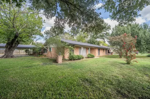 1501 College St, Sulphur Springs, TX 75482
