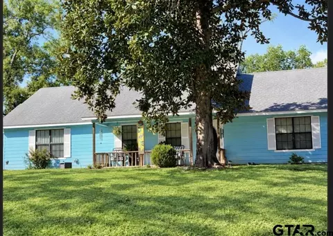 1107 Calhoun, Palestine, TX 75802