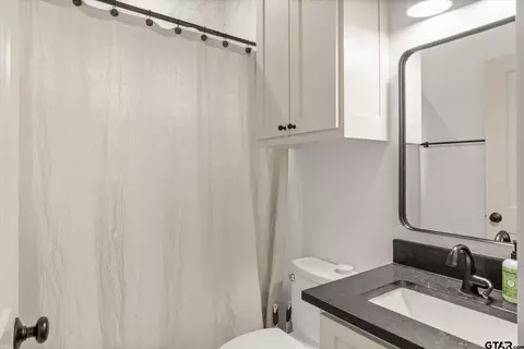 Bath - 211 E Nevada St, Van, TX 75790 photo 1 of 3