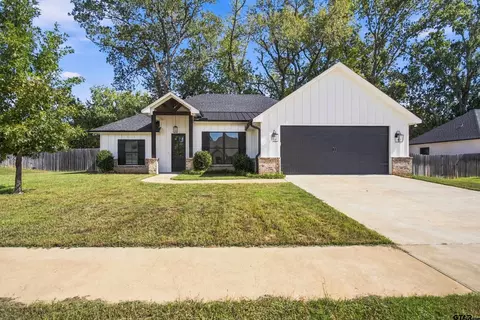 911 Jack Brown, Whitehouse, TX 75791