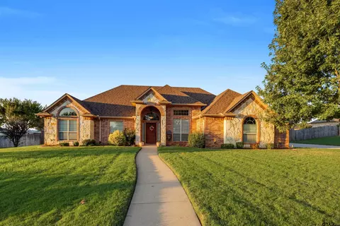 133 Zambezi Ln, Bullard, TX 75757