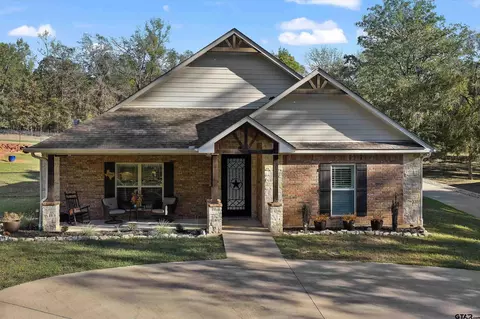 Exterior - 421 Shadowood Dr, Marshall, TX 75672 photo 3 of 8